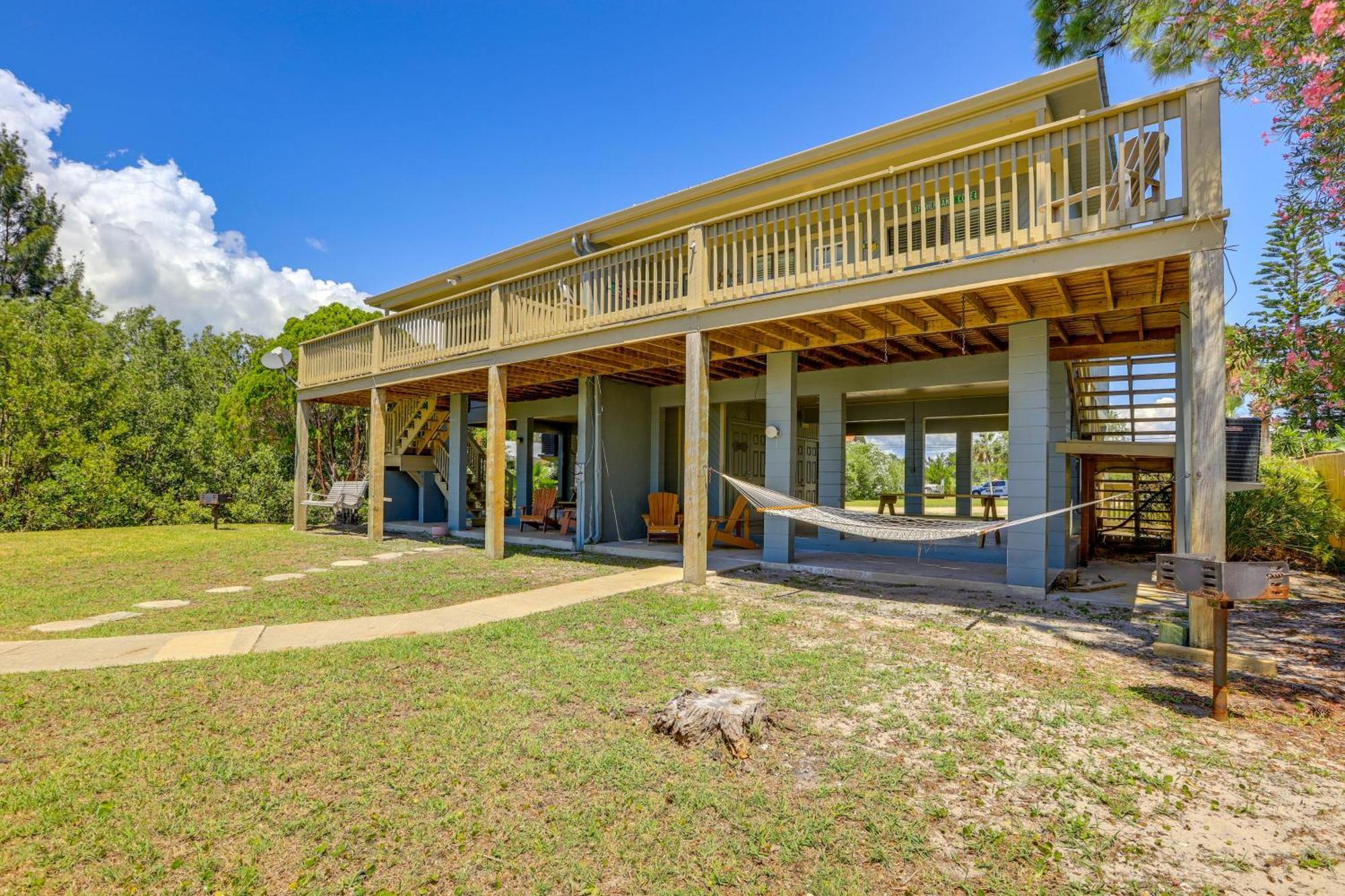 Waterfront Duplex With Dock And Views Near Town! Villa Cedar Key Buitenkant foto