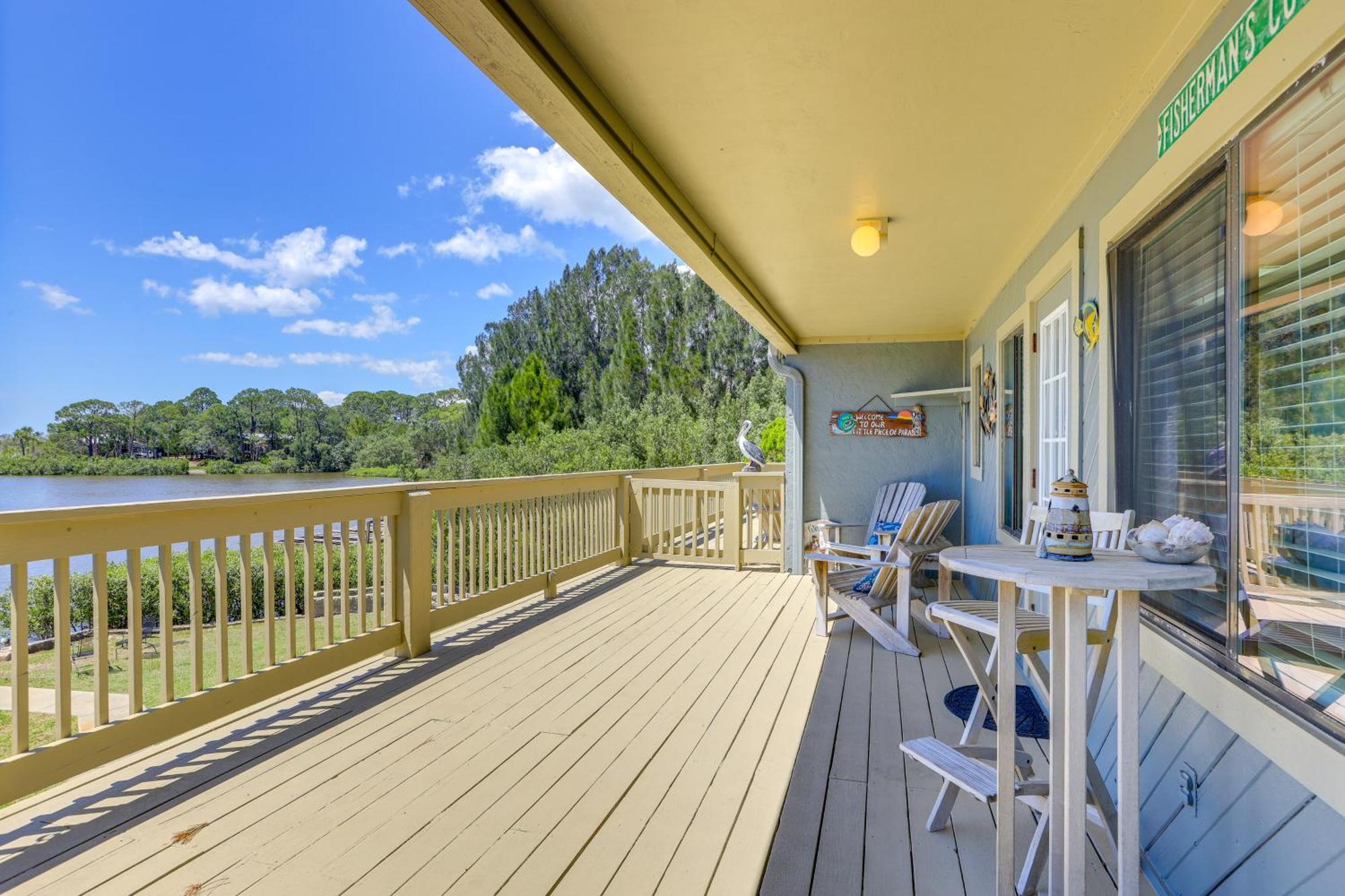 Waterfront Duplex With Dock And Views Near Town! Villa Cedar Key Buitenkant foto