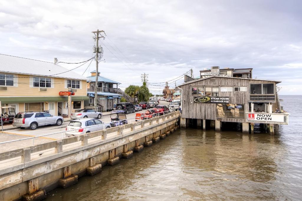 Waterfront Duplex With Dock And Views Near Town! Villa Cedar Key Buitenkant foto